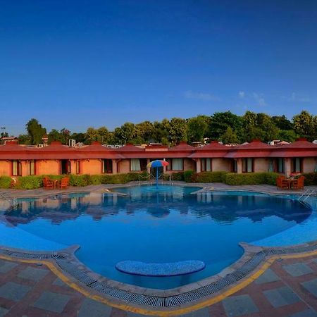 The Orchha Resort מראה חיצוני תמונה