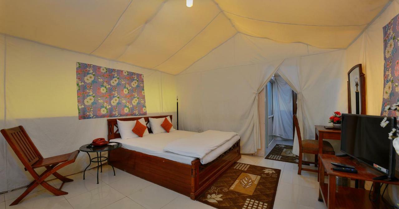 The Orchha Resort מראה חיצוני תמונה