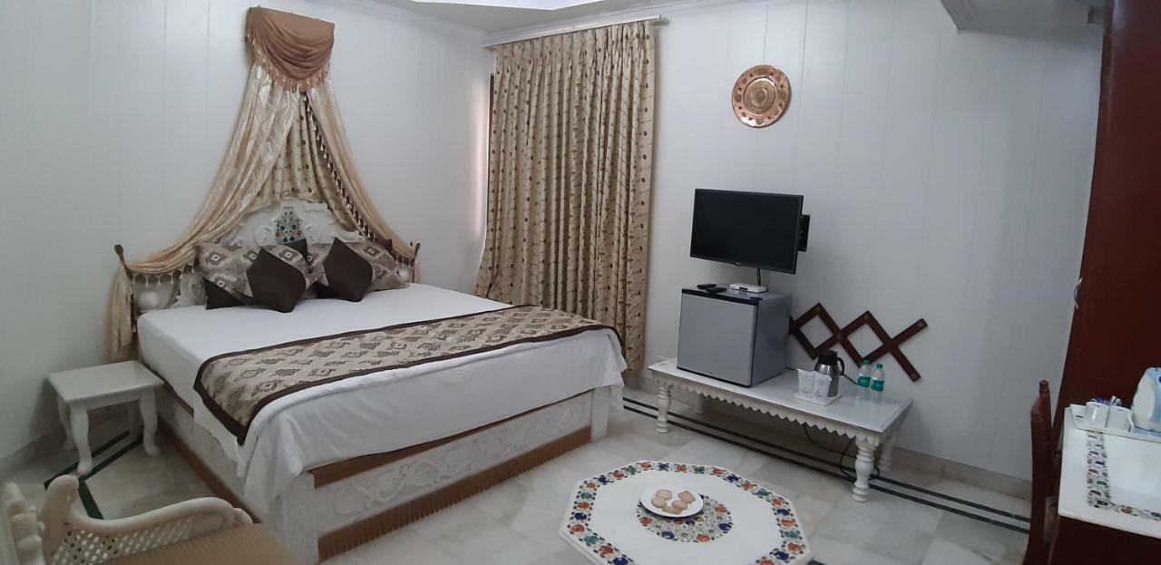 The Orchha Resort מראה חיצוני תמונה